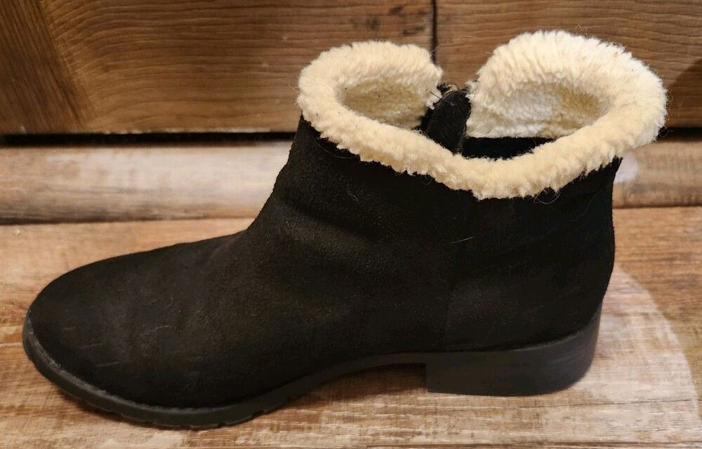 Ladies 7 a.n.a. Women's Zip Up Faux Suede Black Ankle Boots, With Faux Fur Cuff - Picture 3 of 11